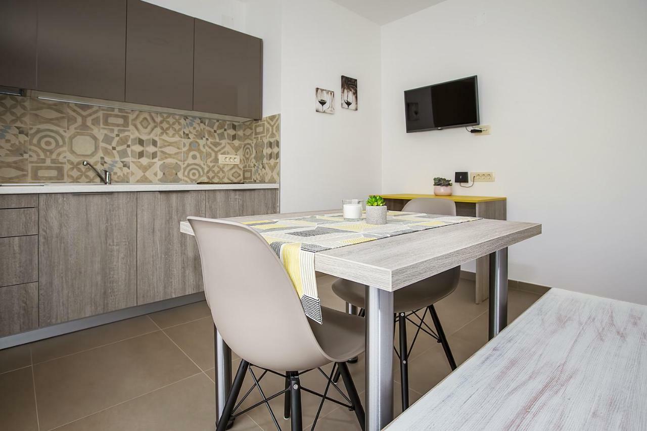 Apartments Capic Marin Башка Экстерьер фото